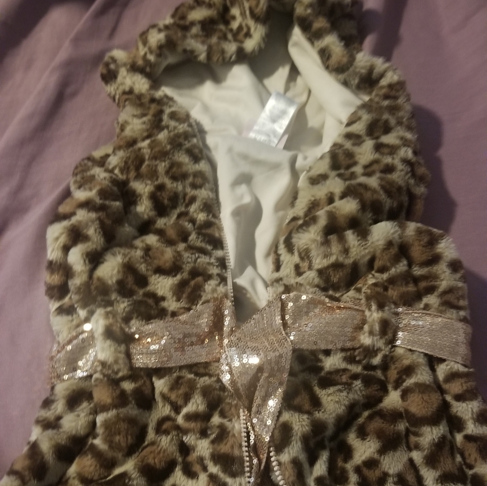 Fur vest